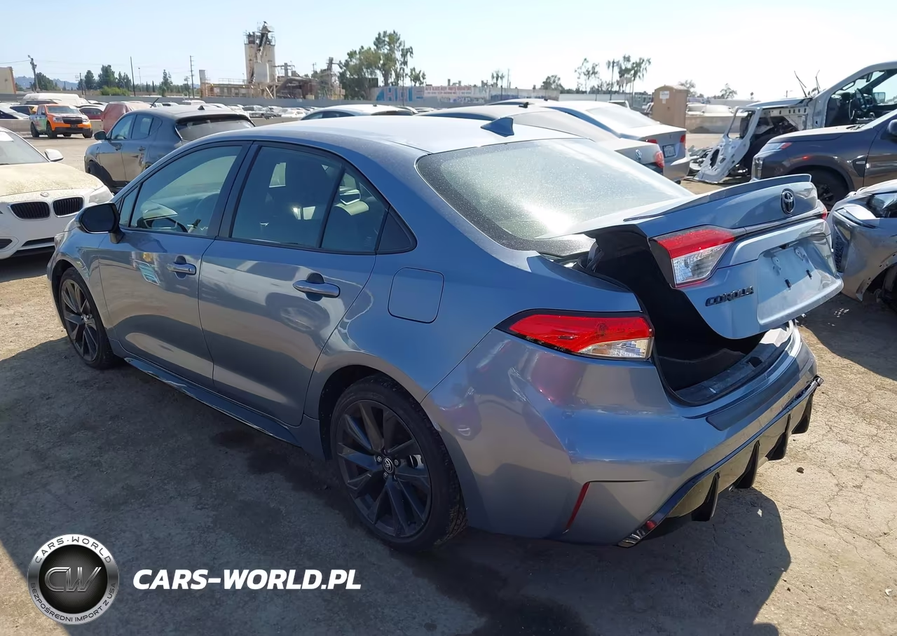 2023 Toyota Corolla Se VIN:JTDP4MCE3PJ102446 - 3