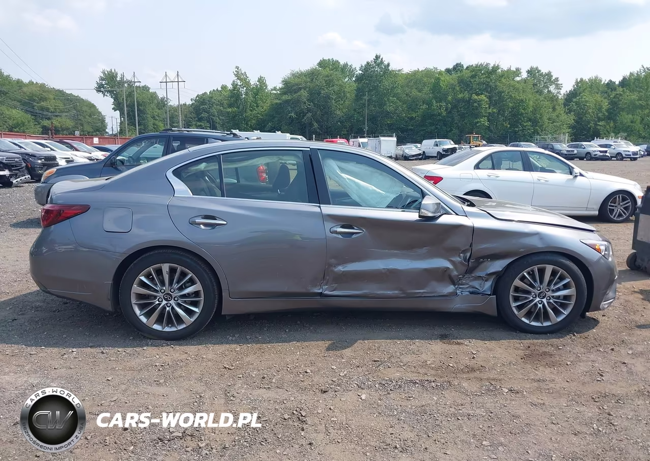 2019 Infiniti Q50 3.0T Luxe VIN:JN1EV7AR4KM593101 - 13