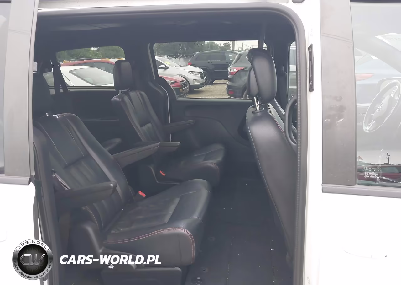 2016 Dodge Grand Caravan R-T VIN:2C4RDGEG1GR201979 - 8