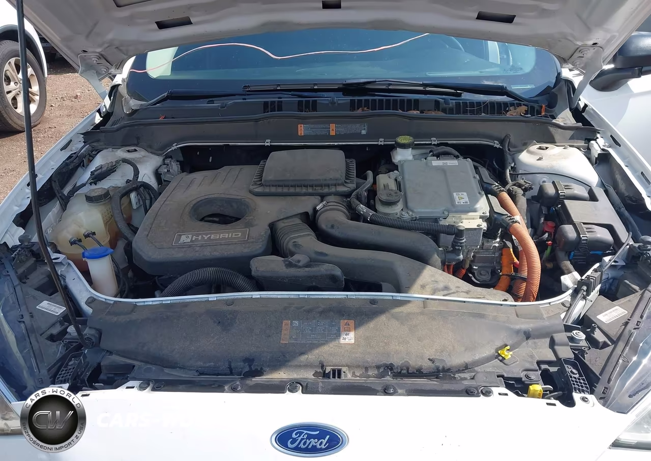 2019 Ford Fusion Hybrid Sel VIN:3FA6P0MU3KR117826 - 10