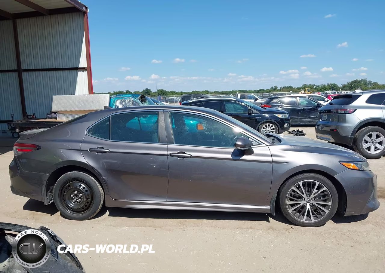 2019 Toyota Camry Se VIN:4T1B11HK0KU193940 - 13