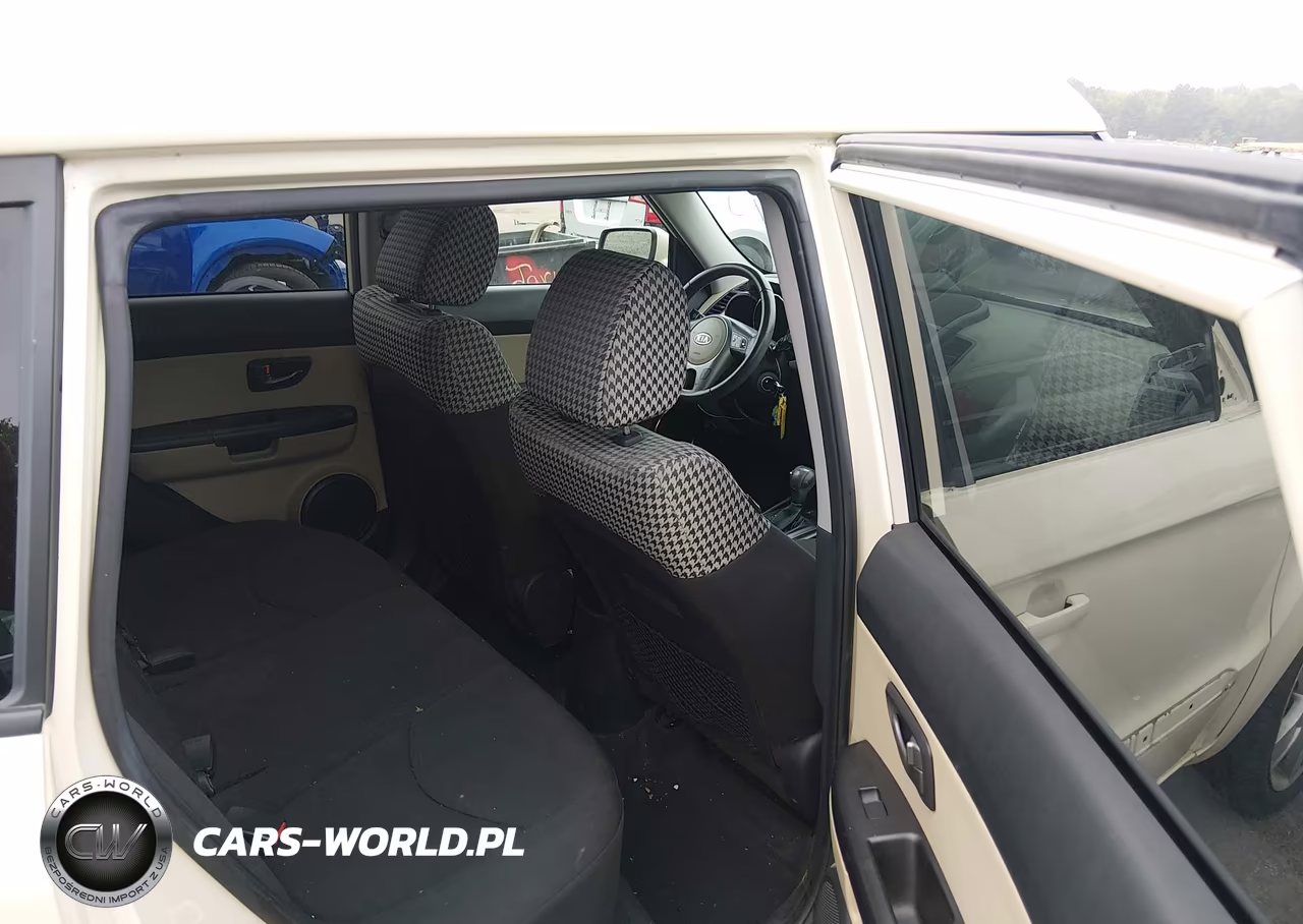 2011 Kia Soul ! VIN:KNDJT2A23B7346562 - 8