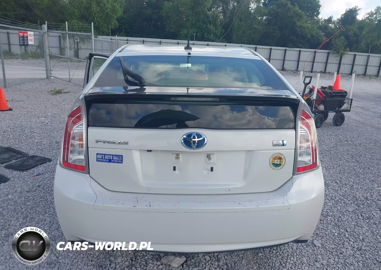 2015 Toyota Prius Three VIN:JTDKN3DU5F0426574 - 15