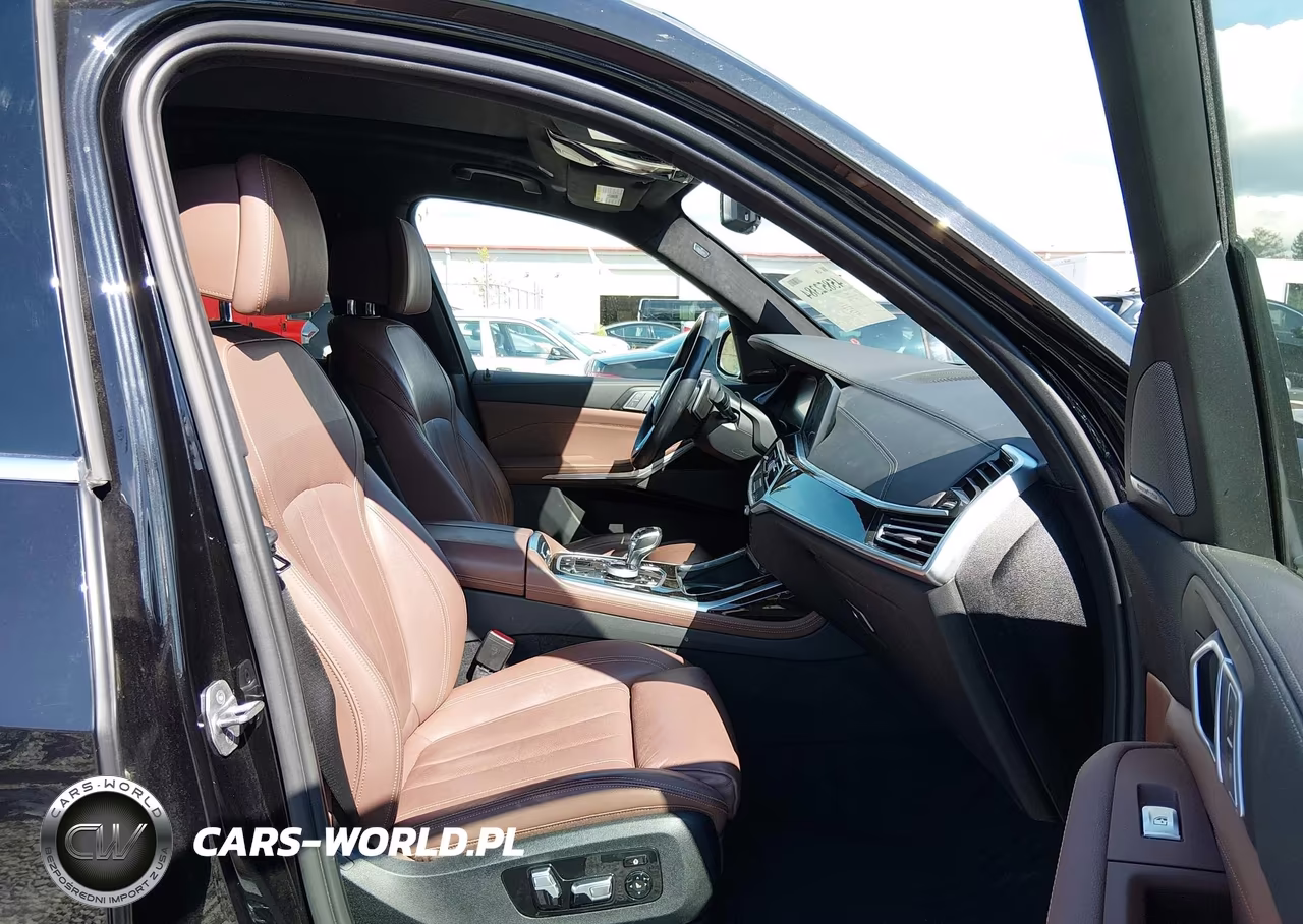 2020 BMW X7 xDrive40I VIN:5UXCW2C01L9C60010 - 18