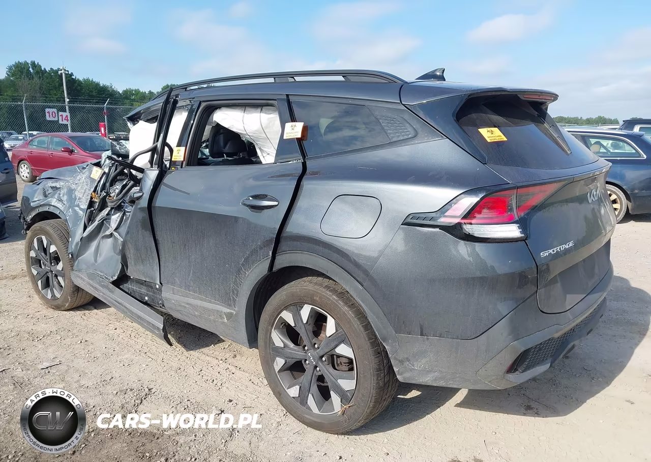 2023 Kia Sportage X-Line VIN:5XYK6CAF4PG030330 - 3
