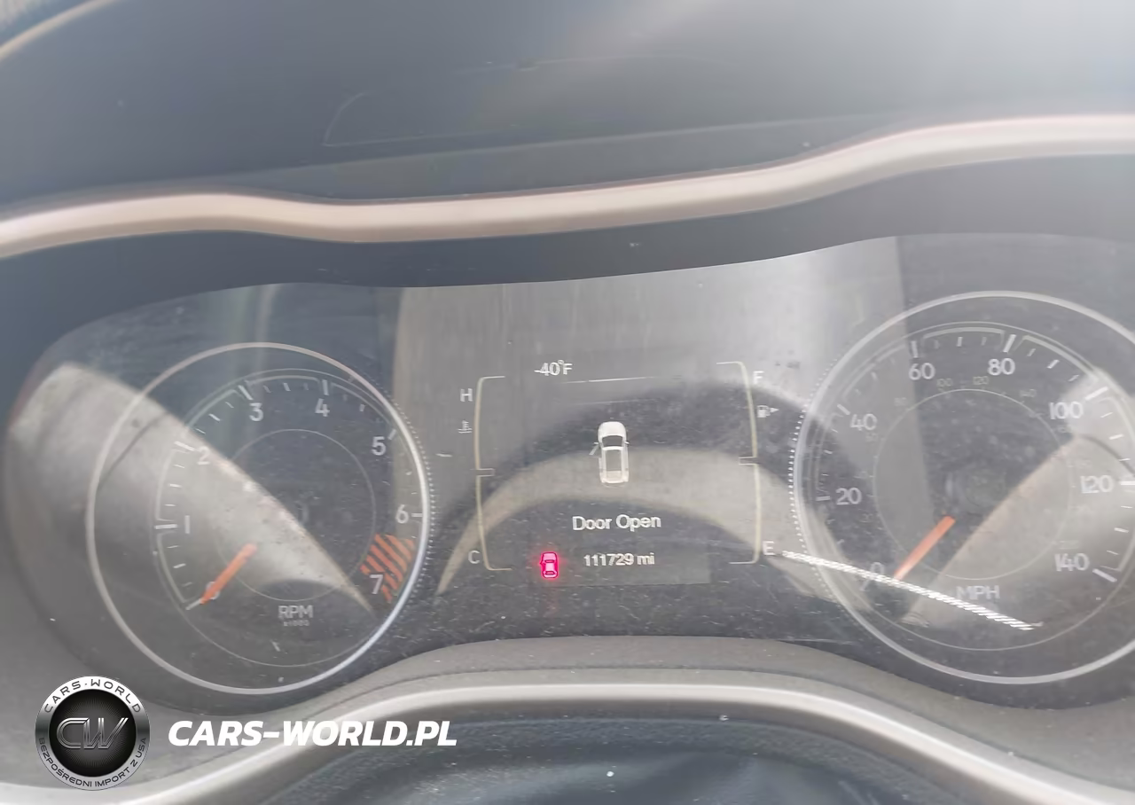 2015 Jeep Cherokee Sport VIN:1C4PJLAB5FW506670 - 7