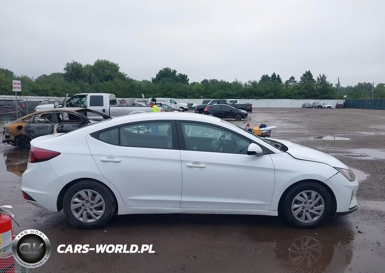 2019 Hyundai Elantra Se VIN:5NPD74LFXKH424778 - 13