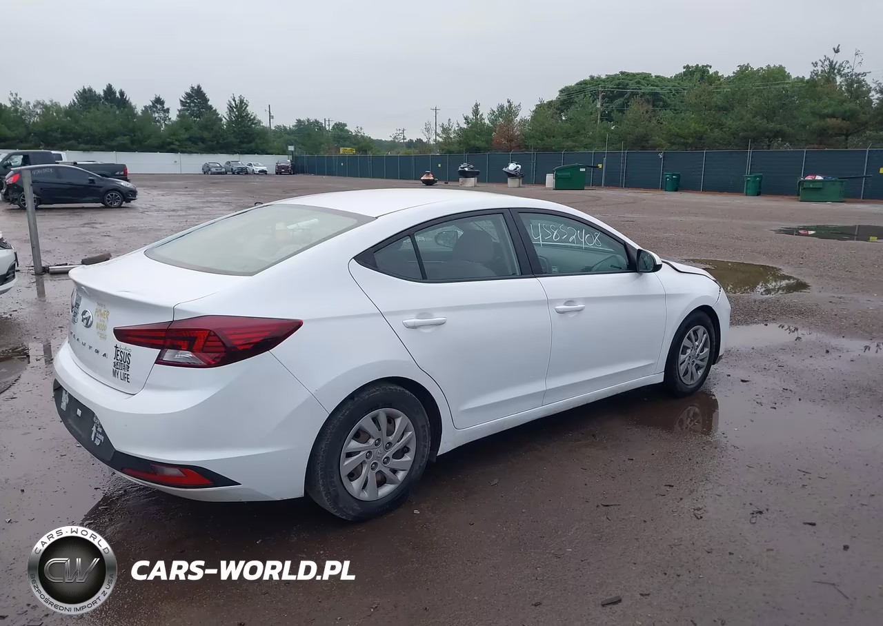 2019 Hyundai Elantra Se VIN:5NPD74LFXKH424778 - 4