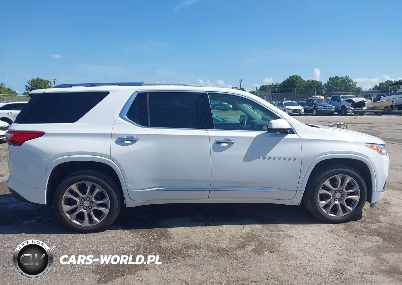 2018 Chevrolet Traverse Premier VIN:1GNEVJKW1JJ134548 - 13