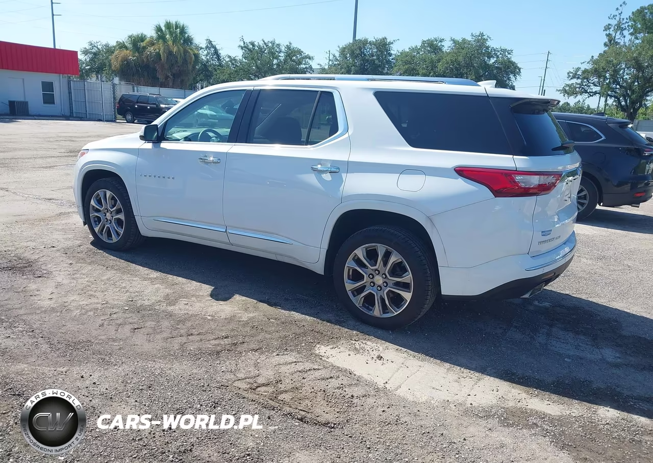 2018 Chevrolet Traverse Premier VIN:1GNEVJKW1JJ134548 - 3