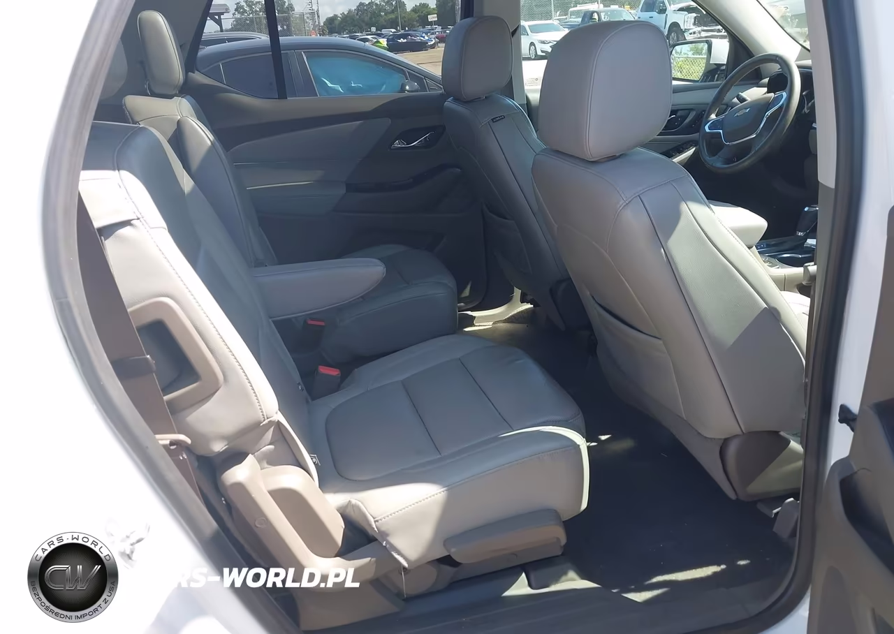 2018 Chevrolet Traverse Premier VIN:1GNEVJKW1JJ134548 - 8