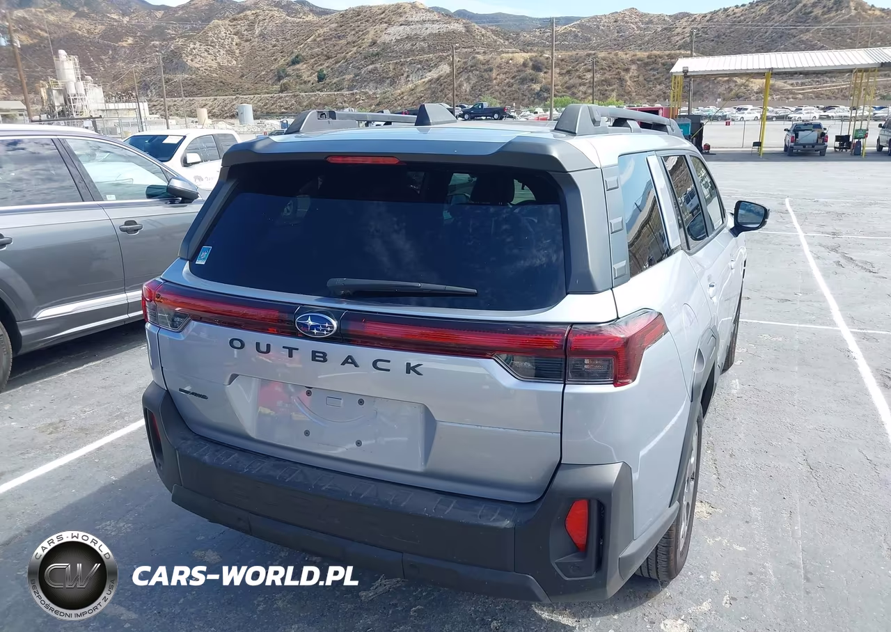 2026 Subaru Outback Premium VIN:JF2BUPBDXTY539304 - 4