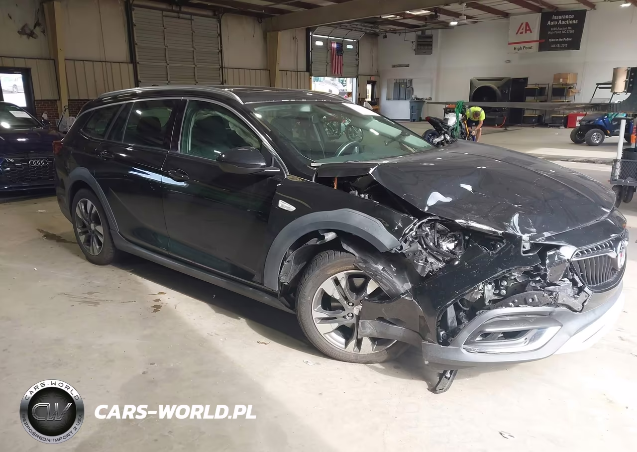 2018 Buick Regal Tourx Preferred – zdjęcie 1 z 16