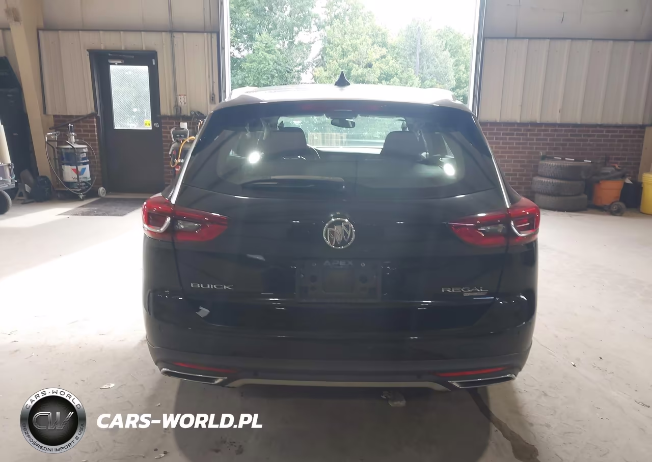 2018 Buick Regal Tourx Preferred VIN:W04GU8SX6J1094984 - 16