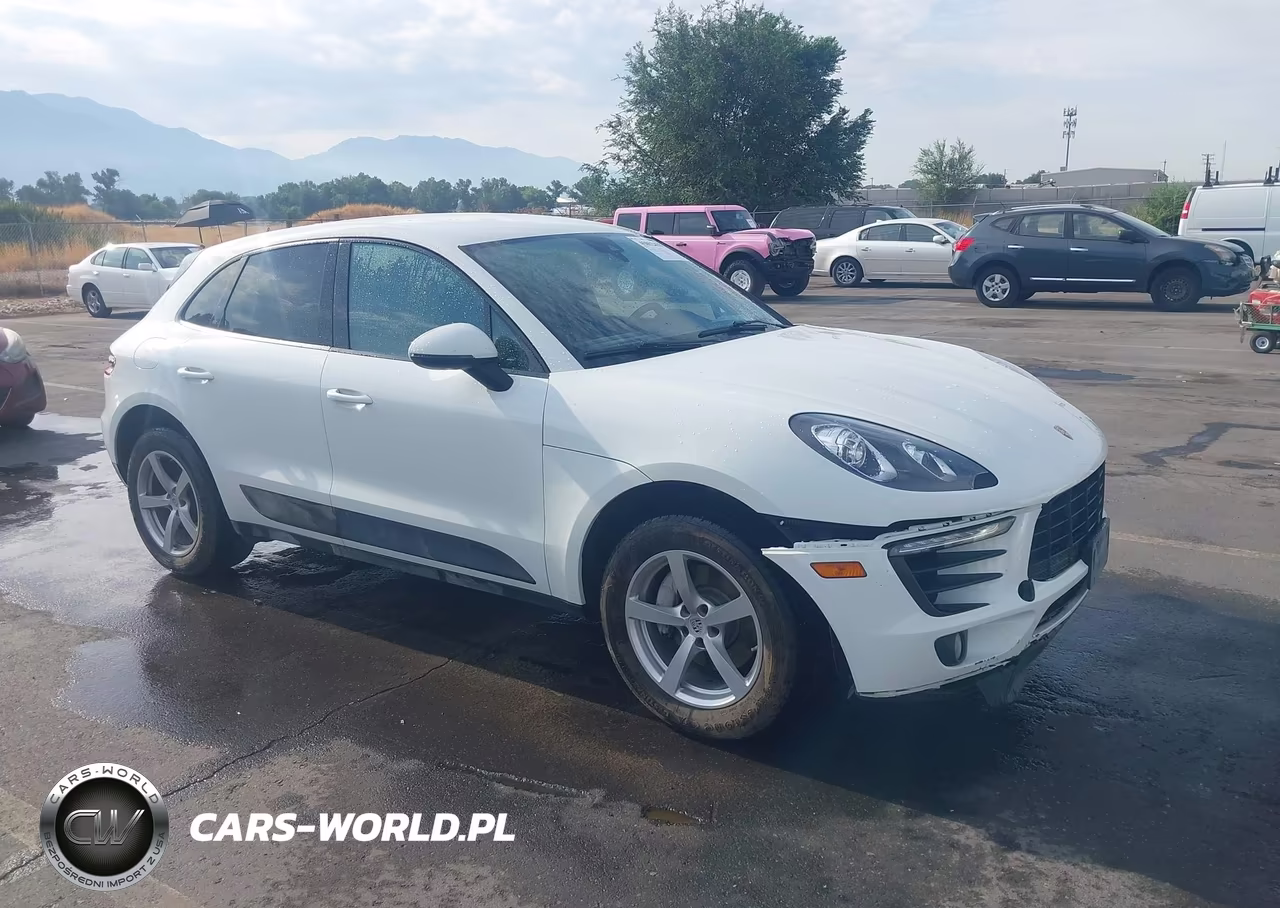 2018 Porsche Macan Sport Edition VIN:WP1AA2A59JLB01575 - 1