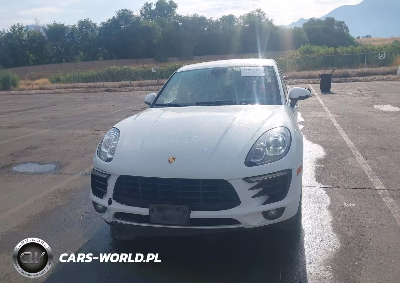 2018 Porsche Macan Sport Edition VIN:WP1AA2A59JLB01575 - 12