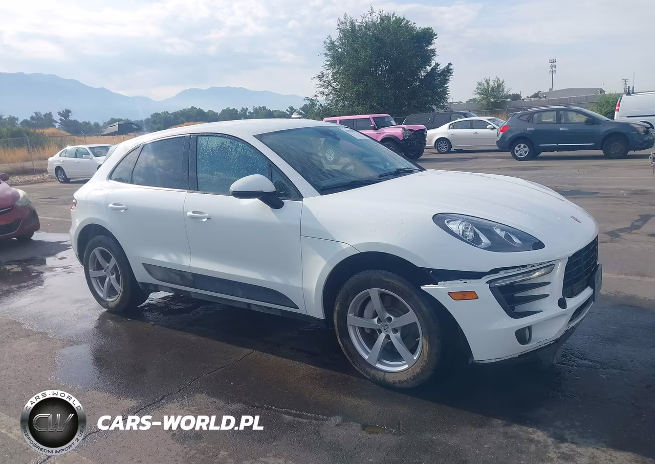 2018 Porsche Macan Sport Edition VIN:WP1AA2A59JLB01575 - 13
