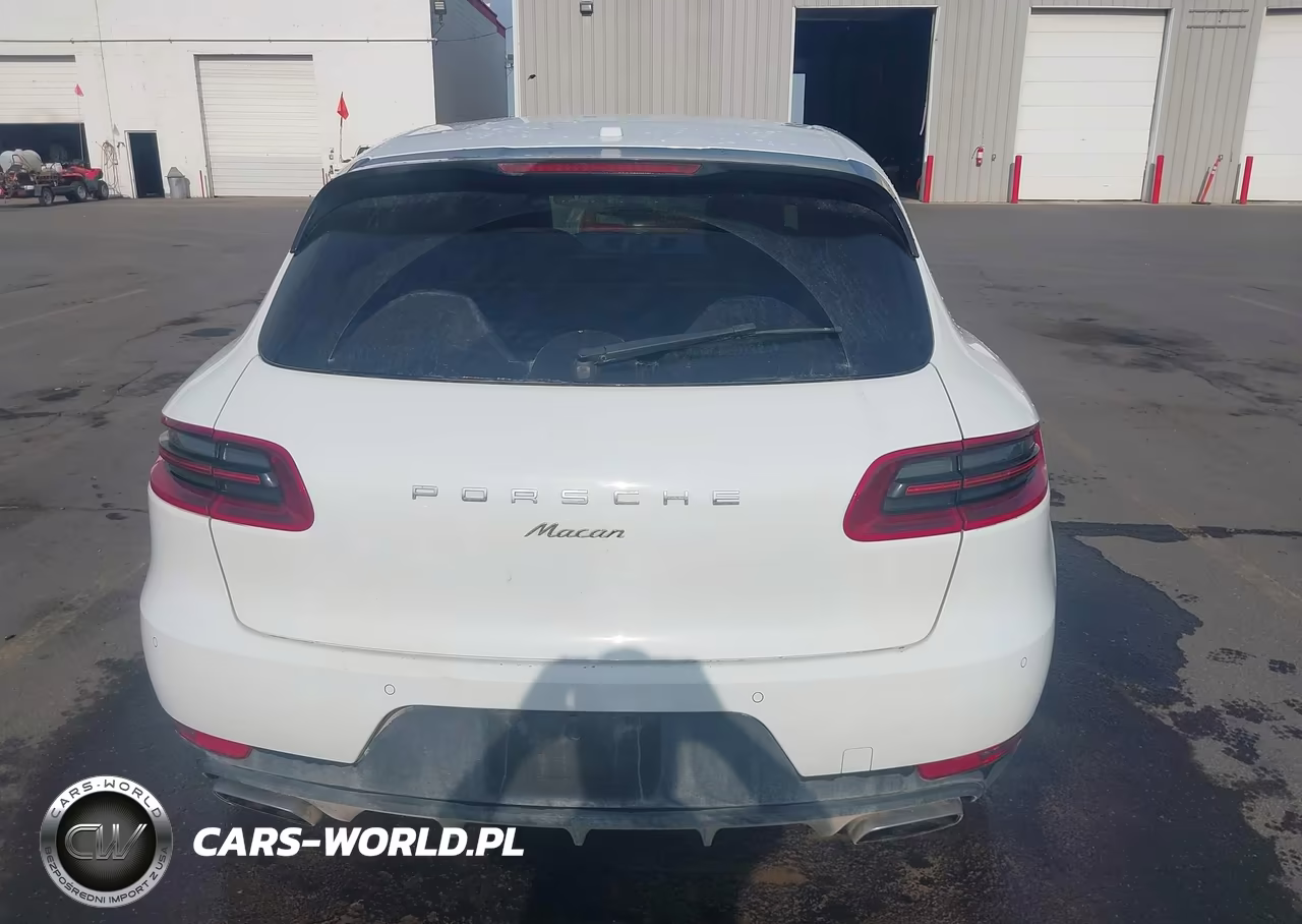 2018 Porsche Macan Sport Edition VIN:WP1AA2A59JLB01575 - 16
