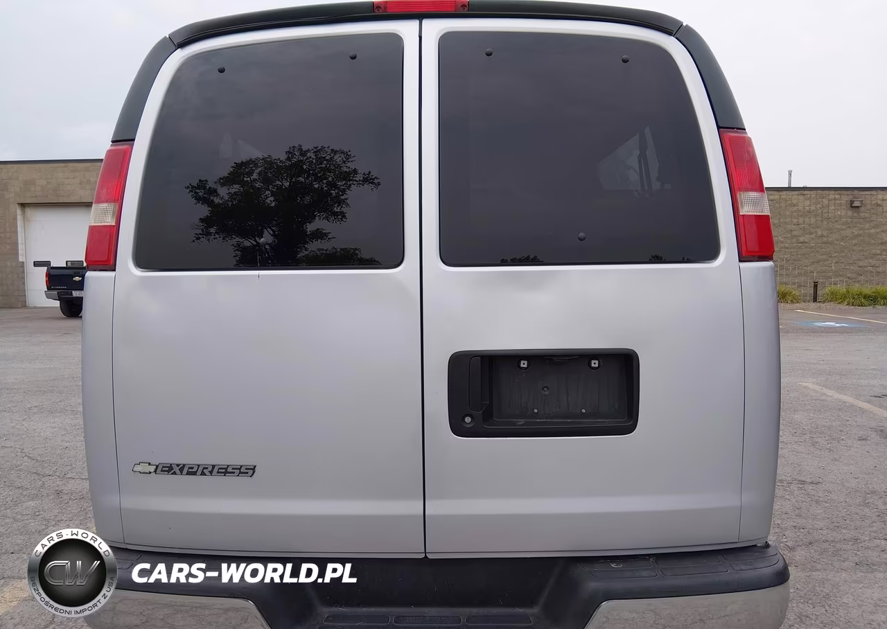 2017 Chevrolet Express 3500 Lt VIN:1GAZGPFF5H1103792 - 12