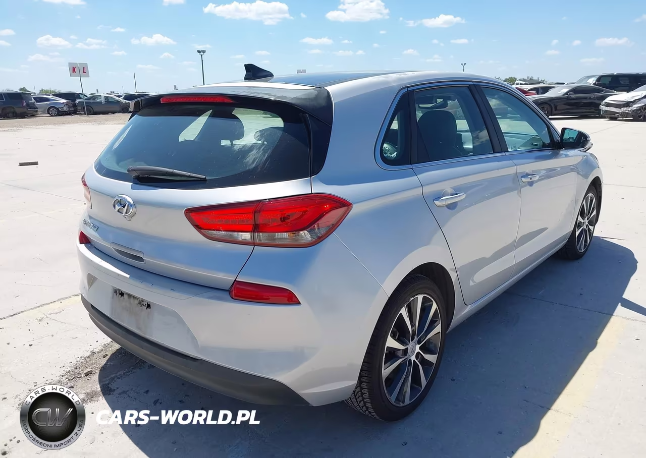 2018 Hyundai Elantra Gt VIN:KMHH35LE0JU041779 - 4