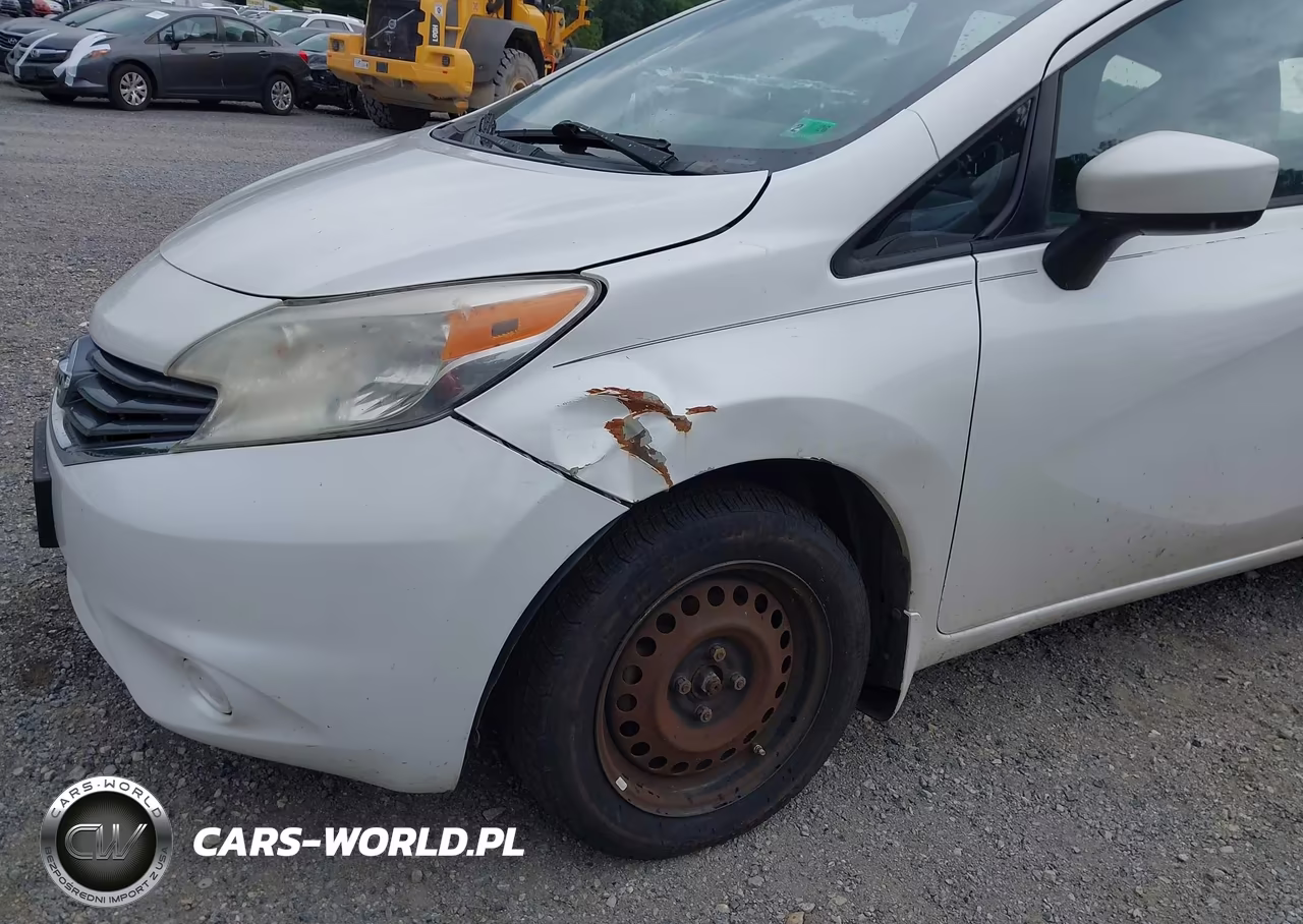 2015 Nissan Versa Note S Plus VIN:3N1CE2CP7FL372730 - 15