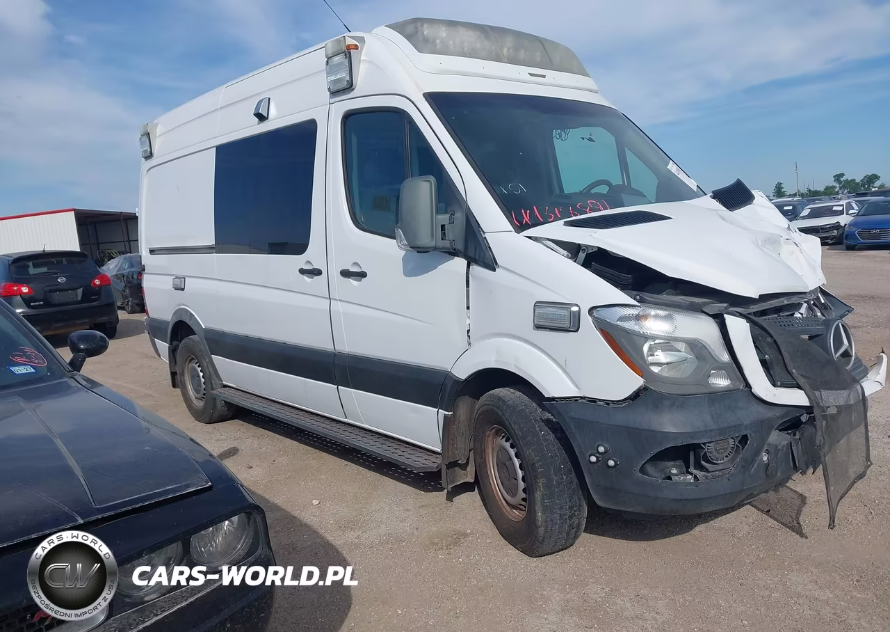 2017 Mercedes-Benz Sprinter 2500 Standard Roof V6 VIN:WD3PE7CDXHP564355 - 1