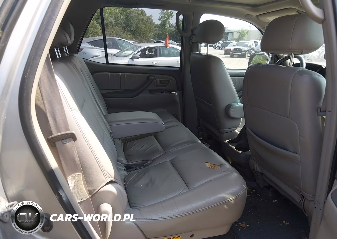 2001 Toyota Sequoia Limited V8 VIN:5TDBT48A71S030079 - 8
