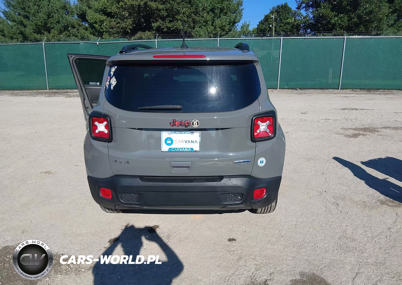 2022 Jeep Renegade Latitude 4X4 VIN:ZACNJDB13NPN69133 - 17