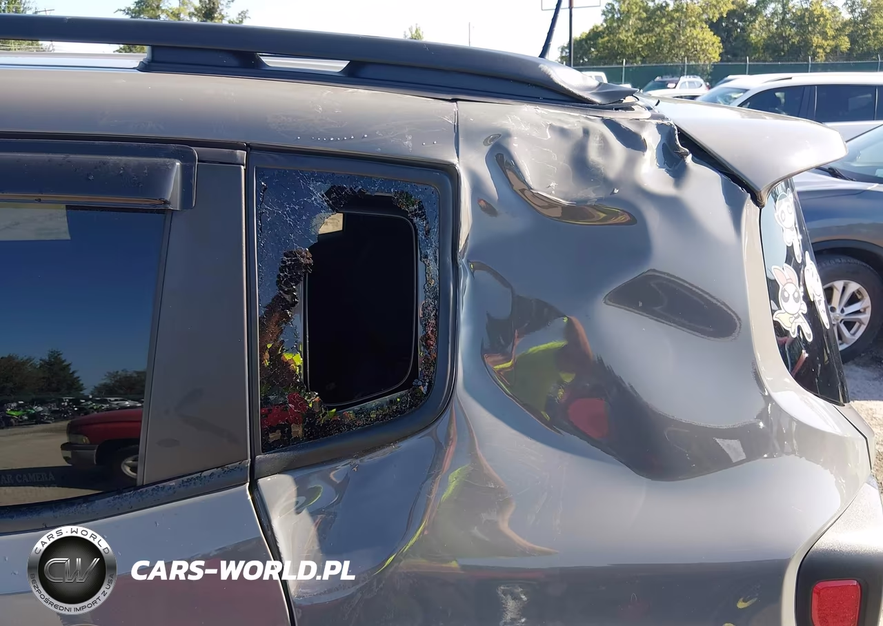 2022 Jeep Renegade Latitude 4X4 VIN:ZACNJDB13NPN69133 - 18