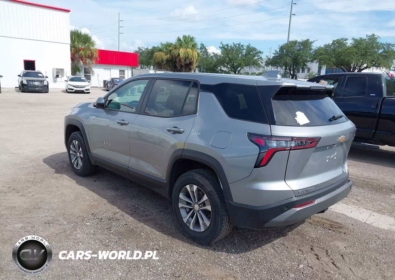 2026 Chevrolet Equinox Fwd Lt VIN:3GNAXHEG2TL343881 - 3