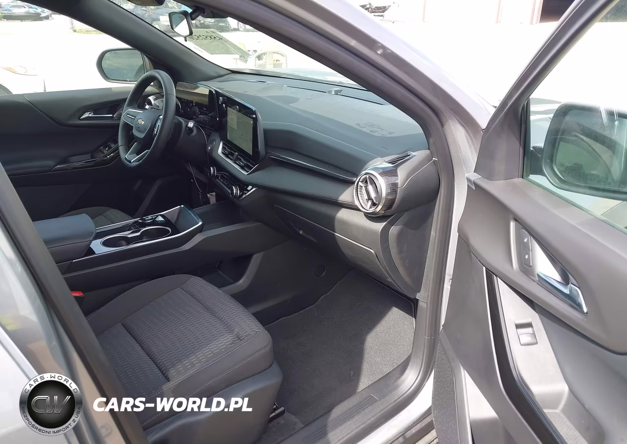 2026 Chevrolet Equinox Fwd Lt VIN:3GNAXHEG2TL343881 - 5