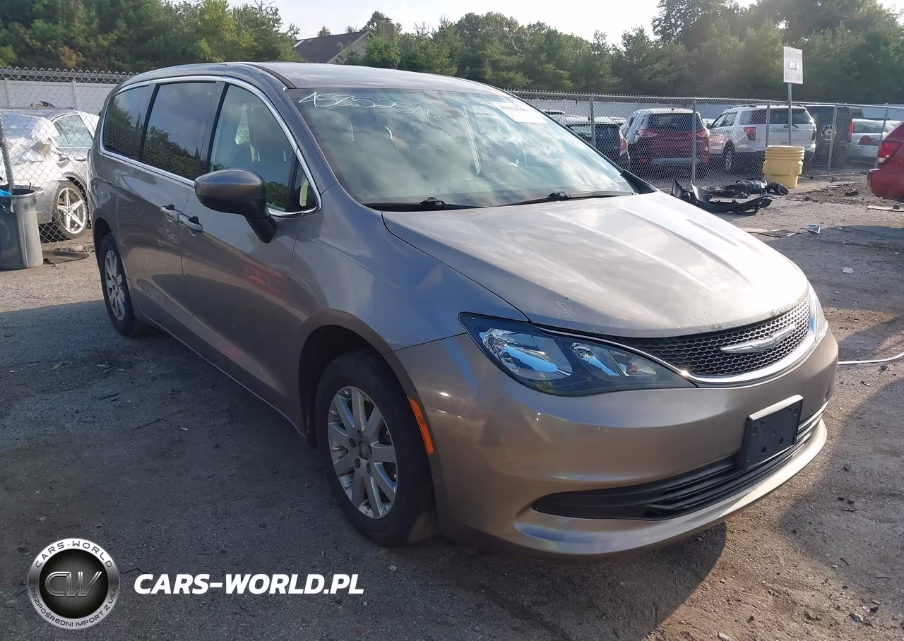2017 Chrysler Pacifica Touring – zdjęcie 1 z 16