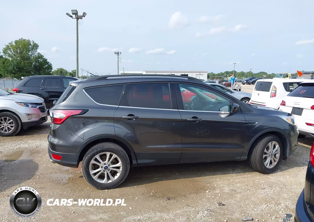 2018 Ford Escape Se VIN:1FMCU9GD6JUC90636 - 13