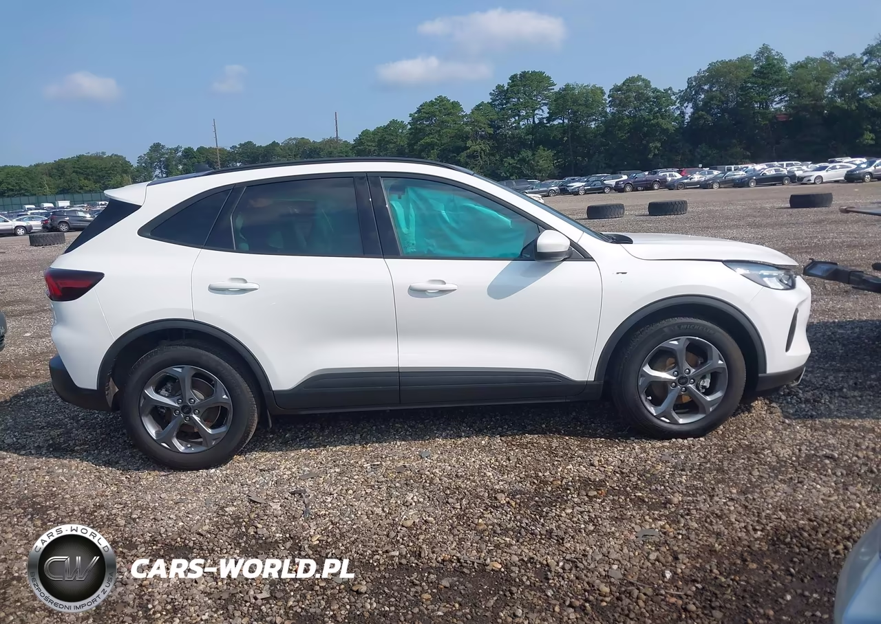 2025 Ford Escape St-Line Select VIN:1FMCU9NAXSUA60530 - 13