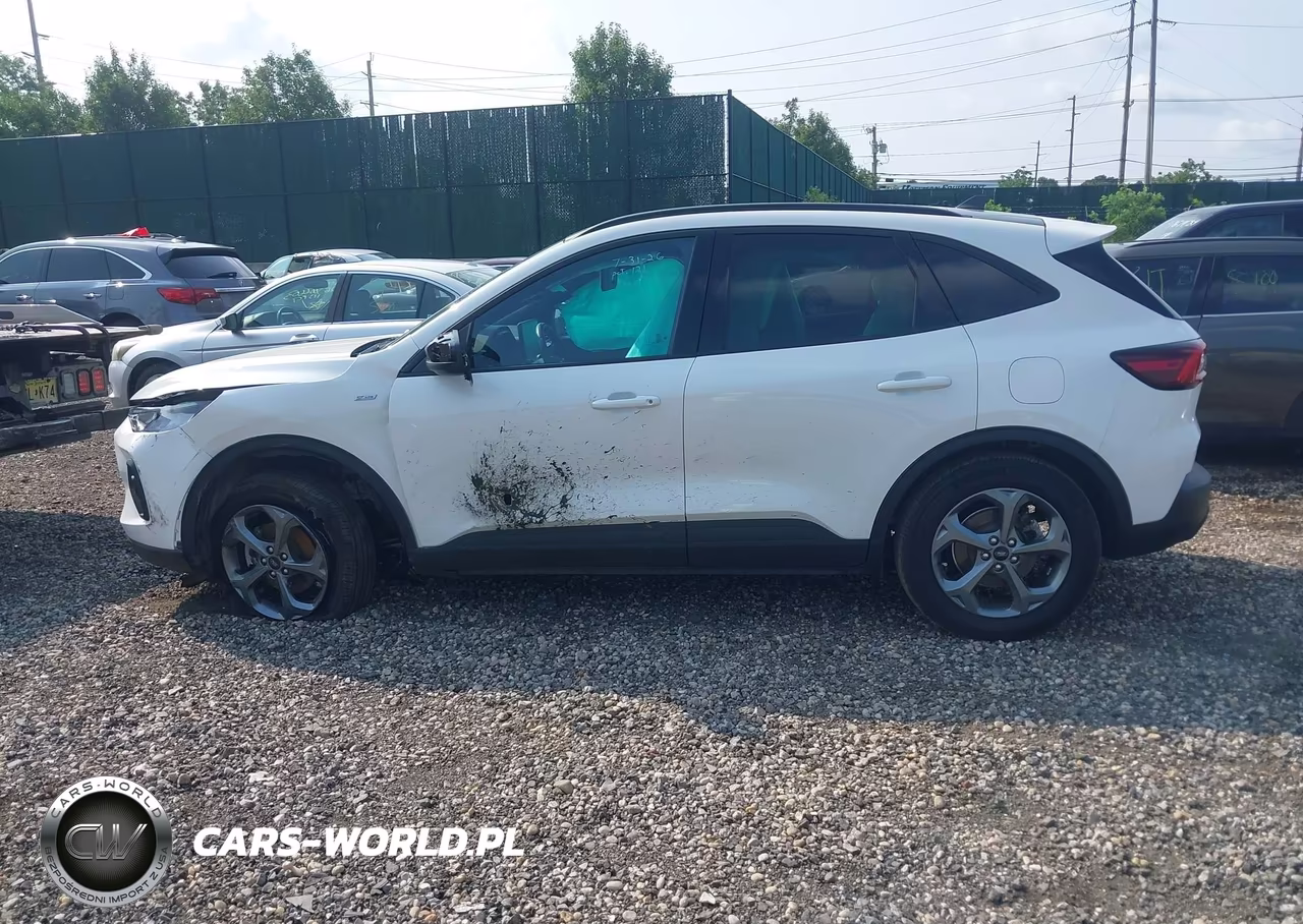 2025 Ford Escape St-Line Select VIN:1FMCU9NAXSUA60530 - 14