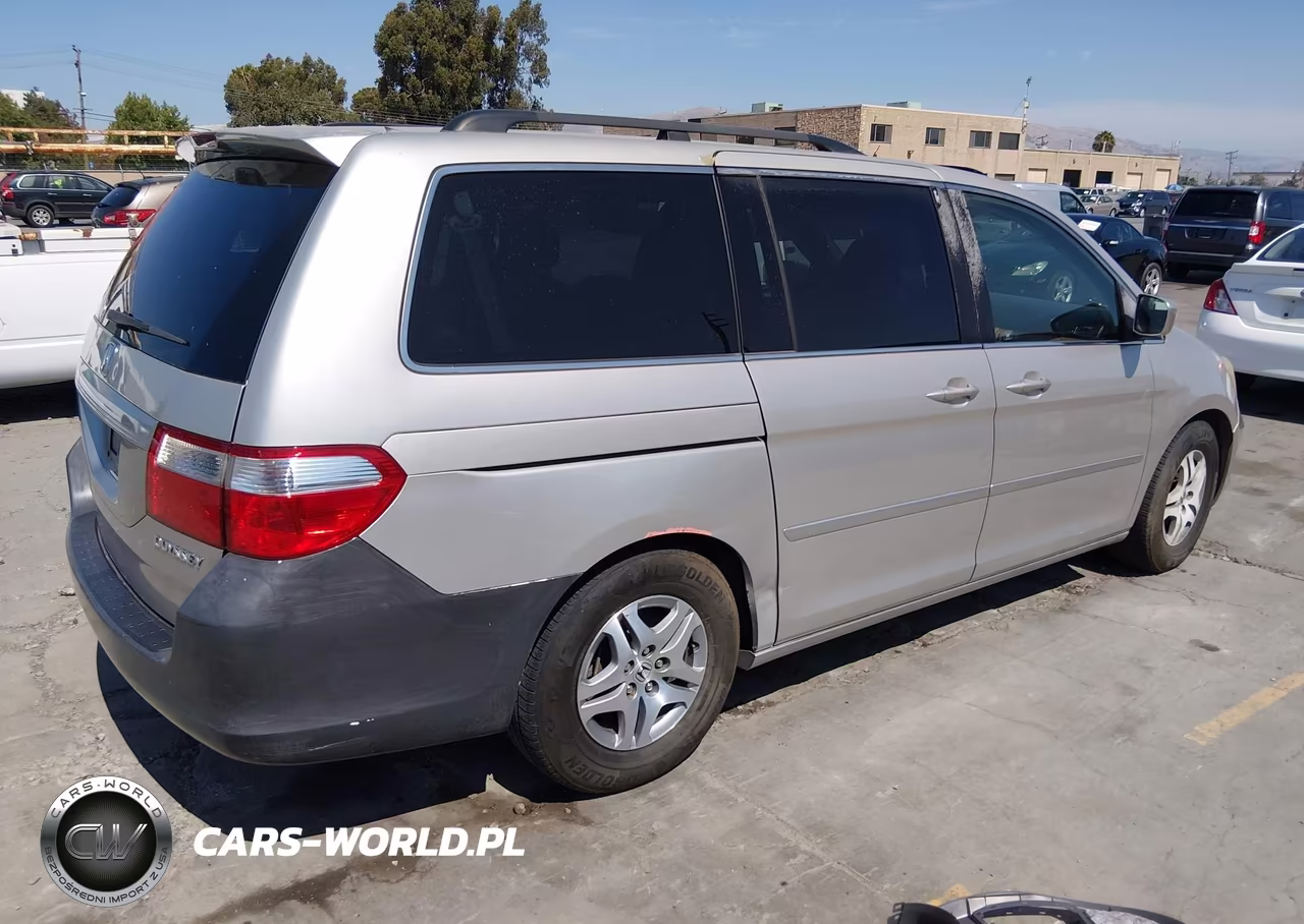 2005 Honda Odyssey Ex-L VIN:5FNRL38705B025622 - 4