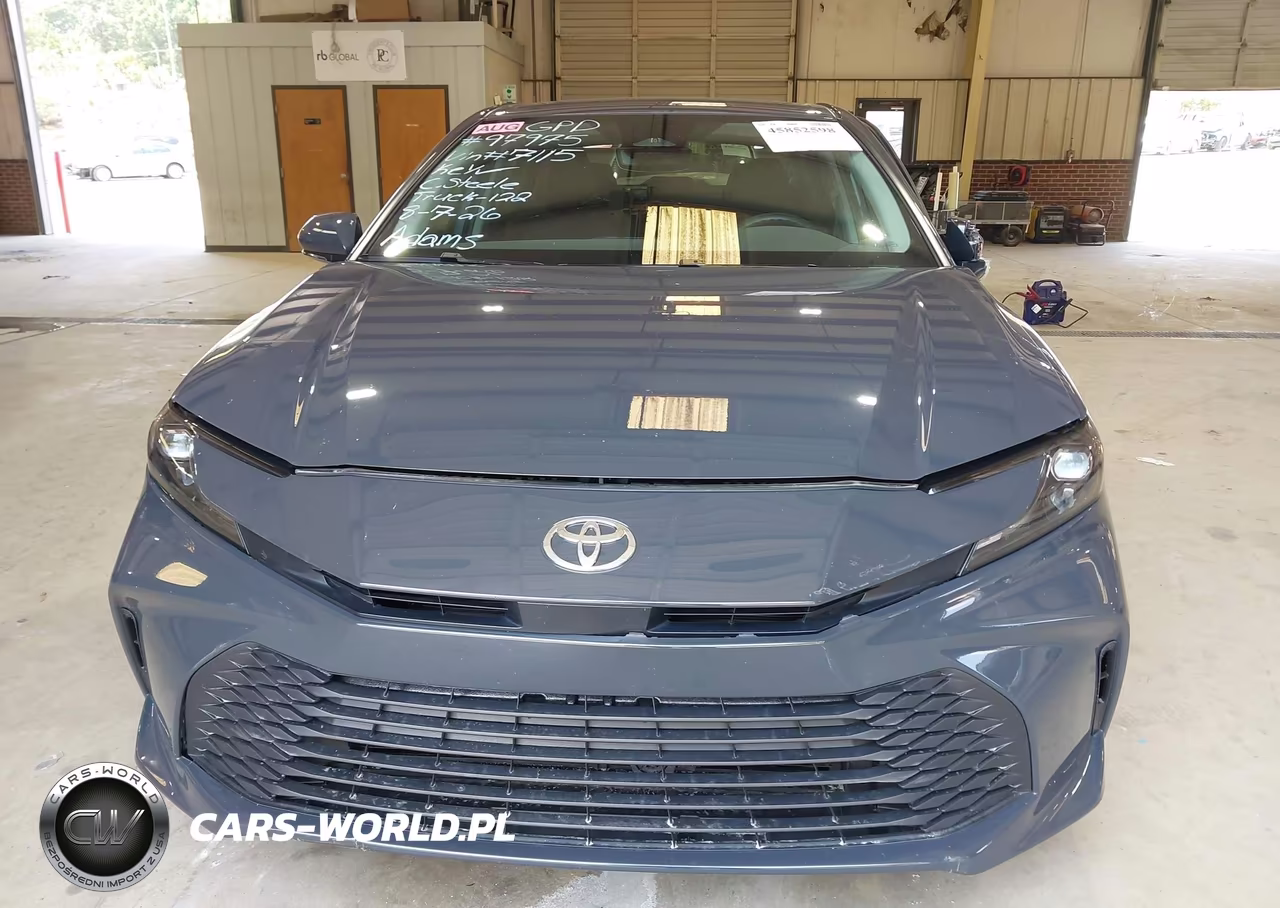 2026 Toyota Camry Le VIN:4T1DAACK3TU257115 - 12