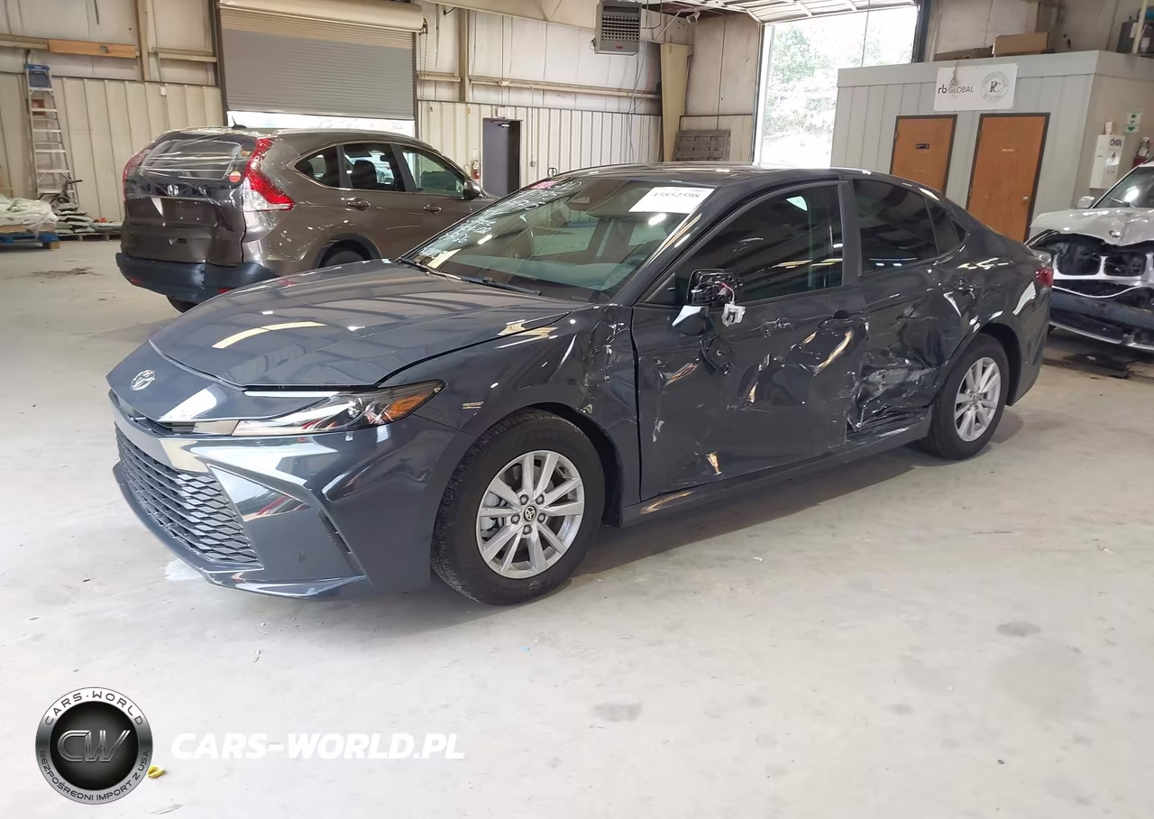 2026 Toyota Camry Le VIN:4T1DAACK3TU257115 - 2