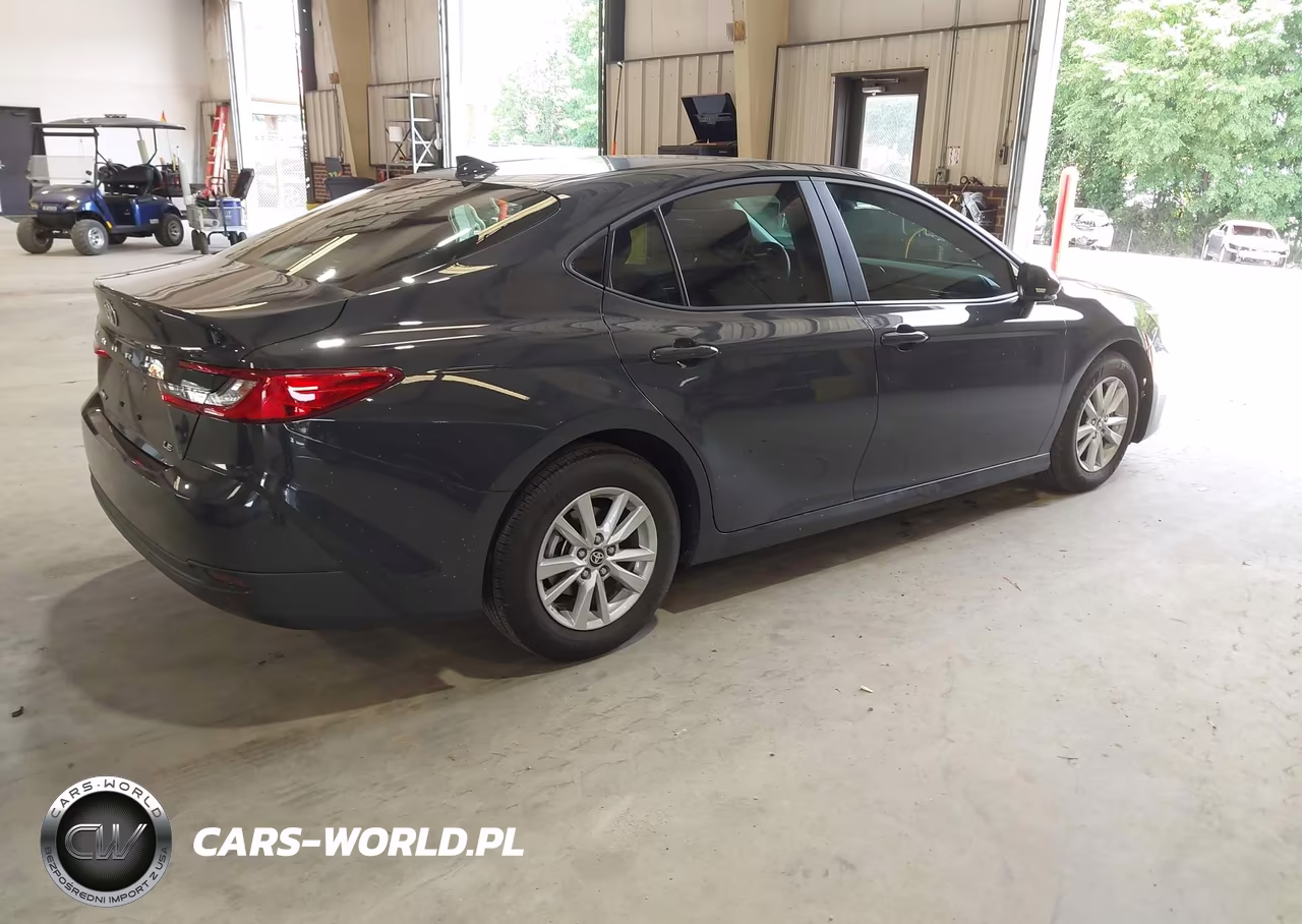 2026 Toyota Camry Le VIN:4T1DAACK3TU257115 - 4