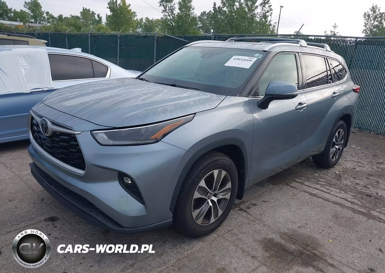 2021 Toyota Highlander Xle VIN:5TDHZRBH7MS065382 - 2
