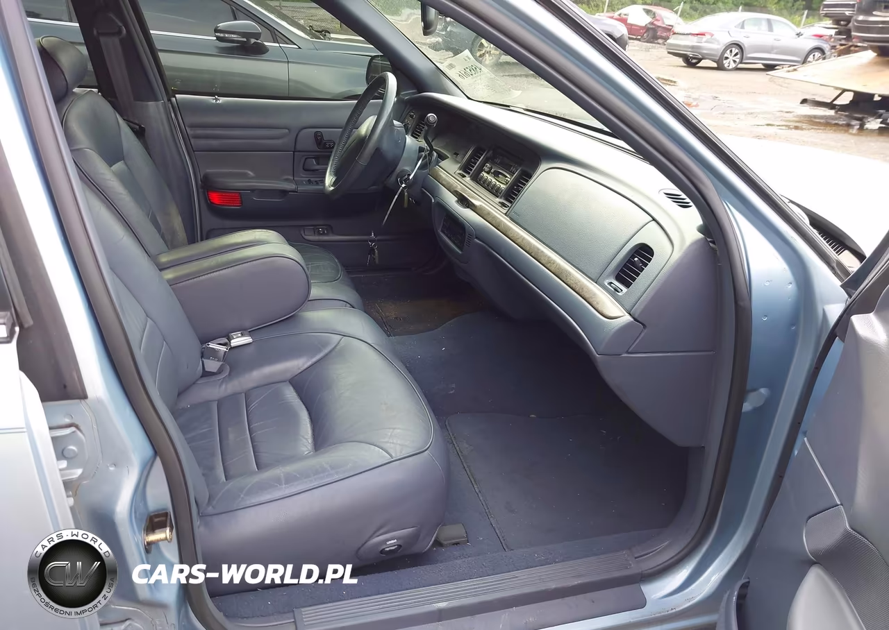 1999 Ford Crown Victoria Lx VIN:2FAFP74W2XX123359 - 5