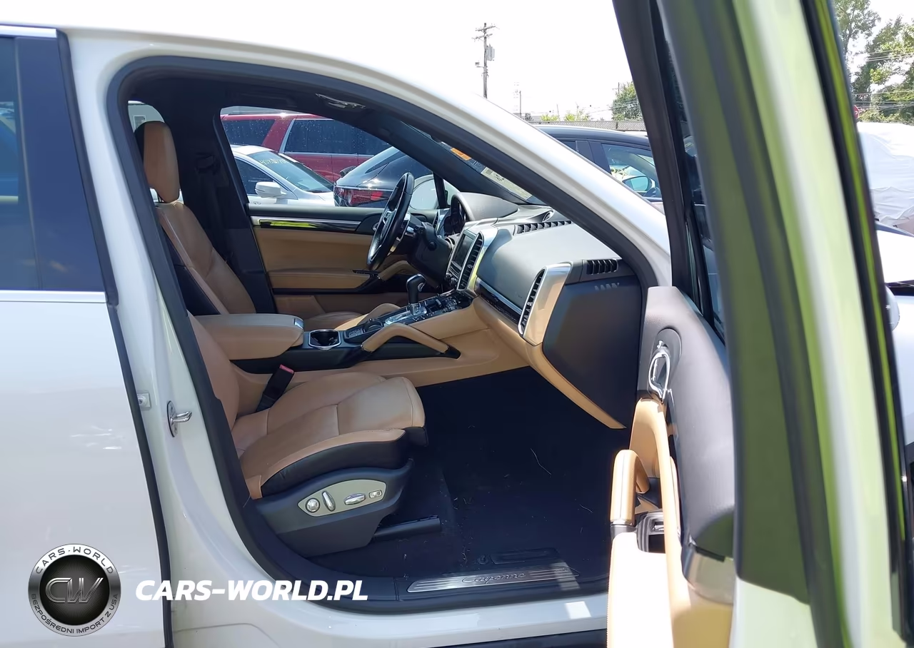 2015 Porsche Cayenne Diesel VIN:WP1AF2A28FLA33302 - 5