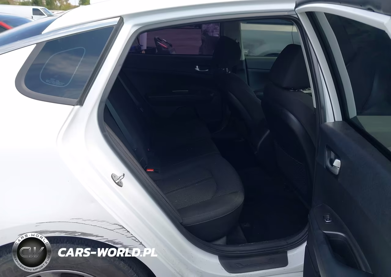 2019 Kia Optima Lx VIN:5XXGT4L3XKG359943 - 8
