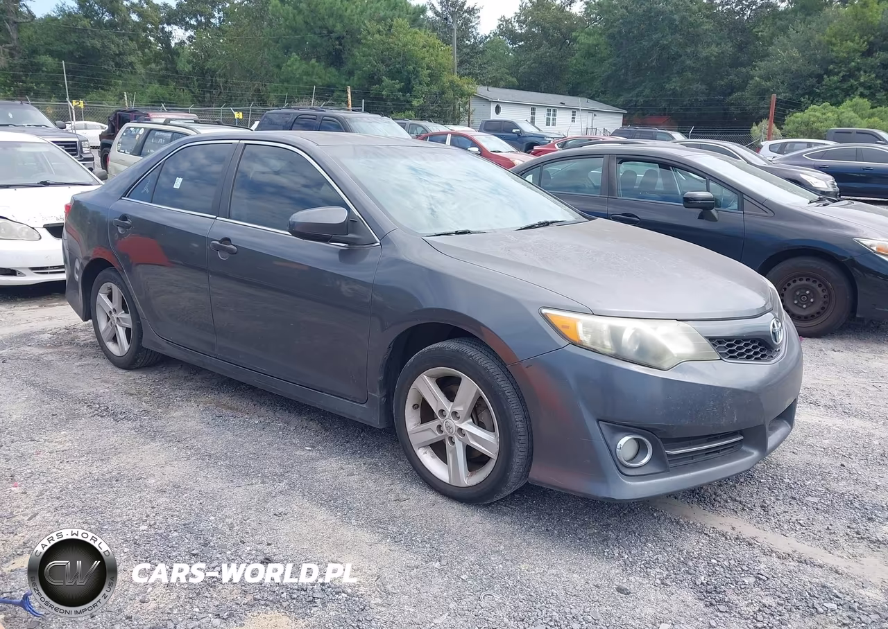 2012 Toyota Camry Se – zdjęcie 1 z 11