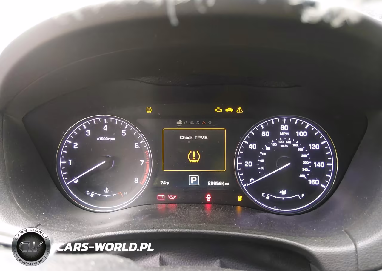2015 Hyundai Genesis 3.8 VIN:KMHGN4JE9FU060700 - 7