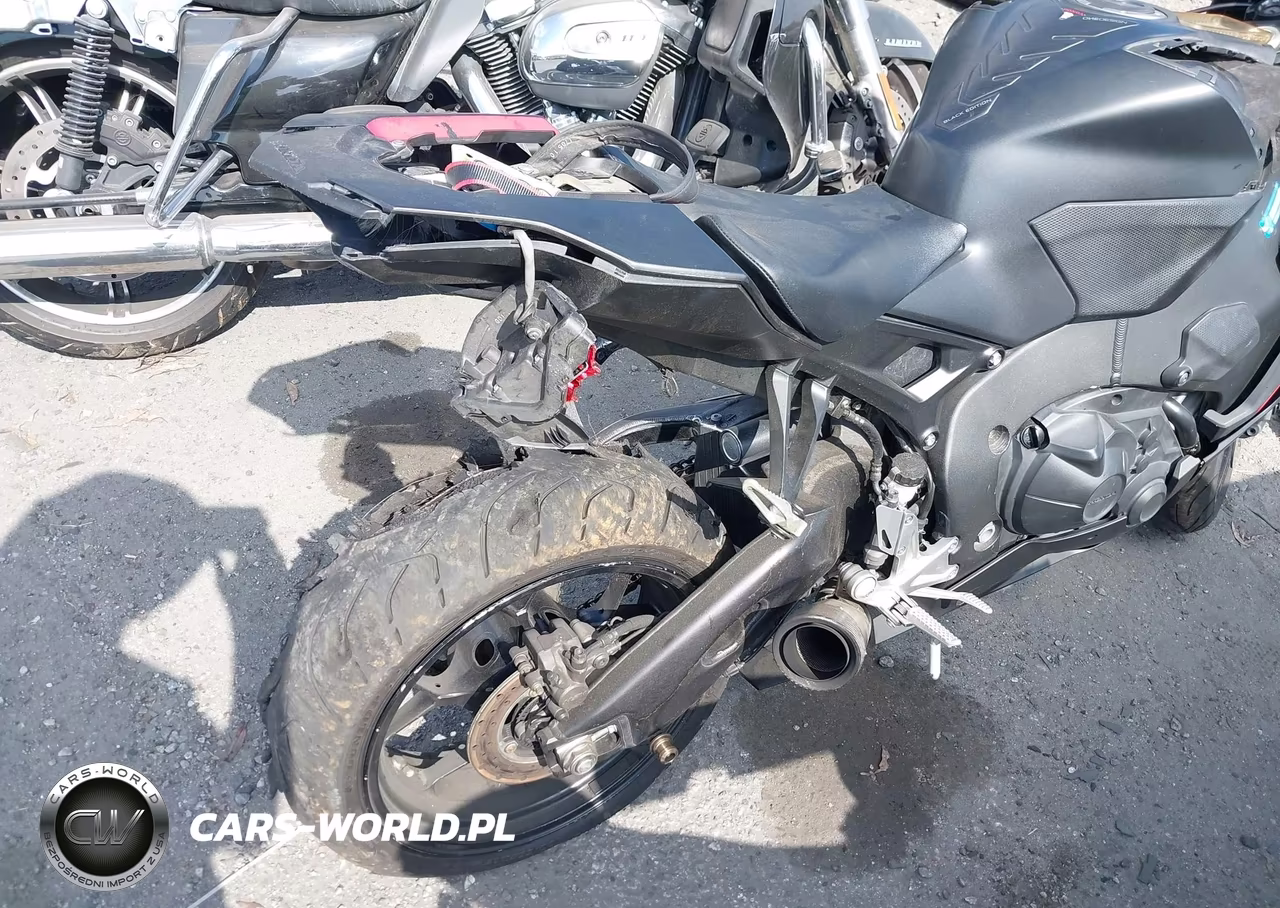 2017 Honda Cbr1000 Ra VIN:JH2SC775XHK000704 - 4