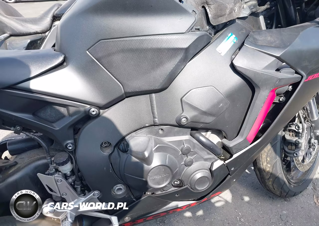2017 Honda Cbr1000 Ra VIN:JH2SC775XHK000704 - 8