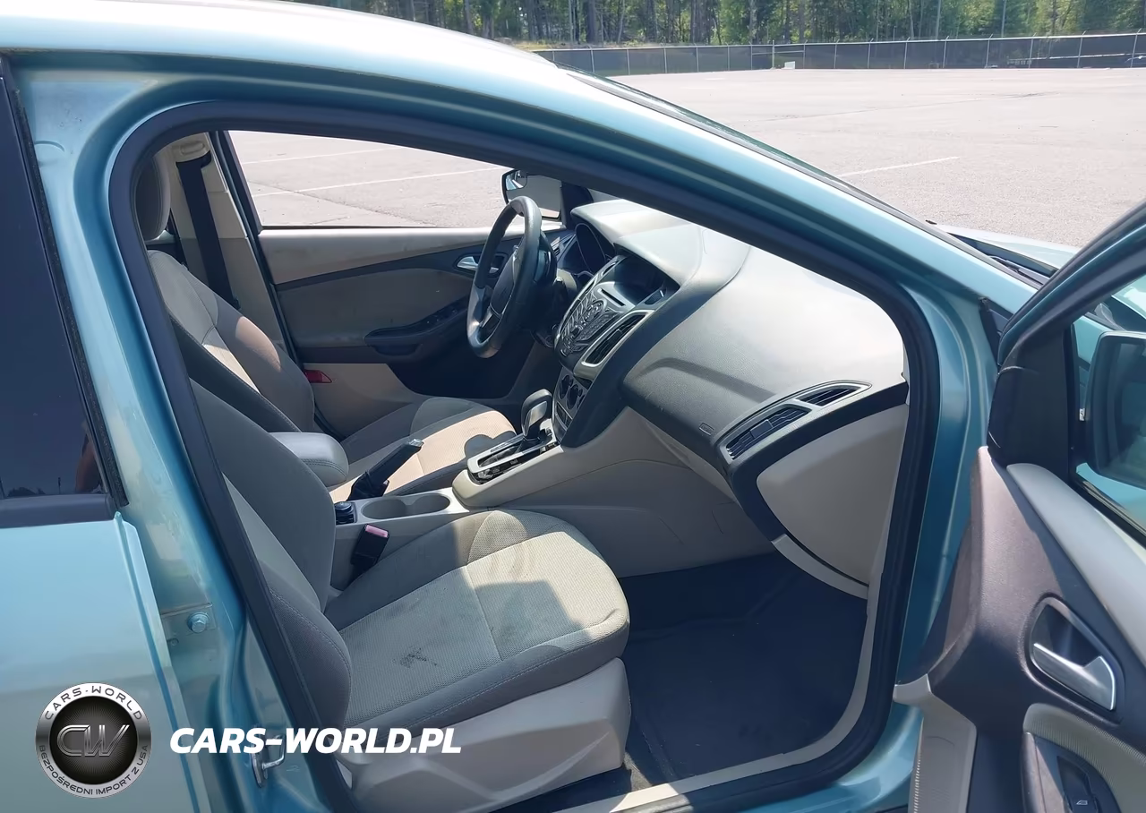 2012 Ford Focus Se VIN:1FAHP3F26CL341243 - 5
