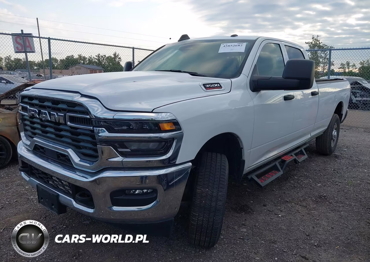 2025 Ram 3500 Tradesman 4X4 8' Box VIN:3C63R3GJ0SG545379 - 1