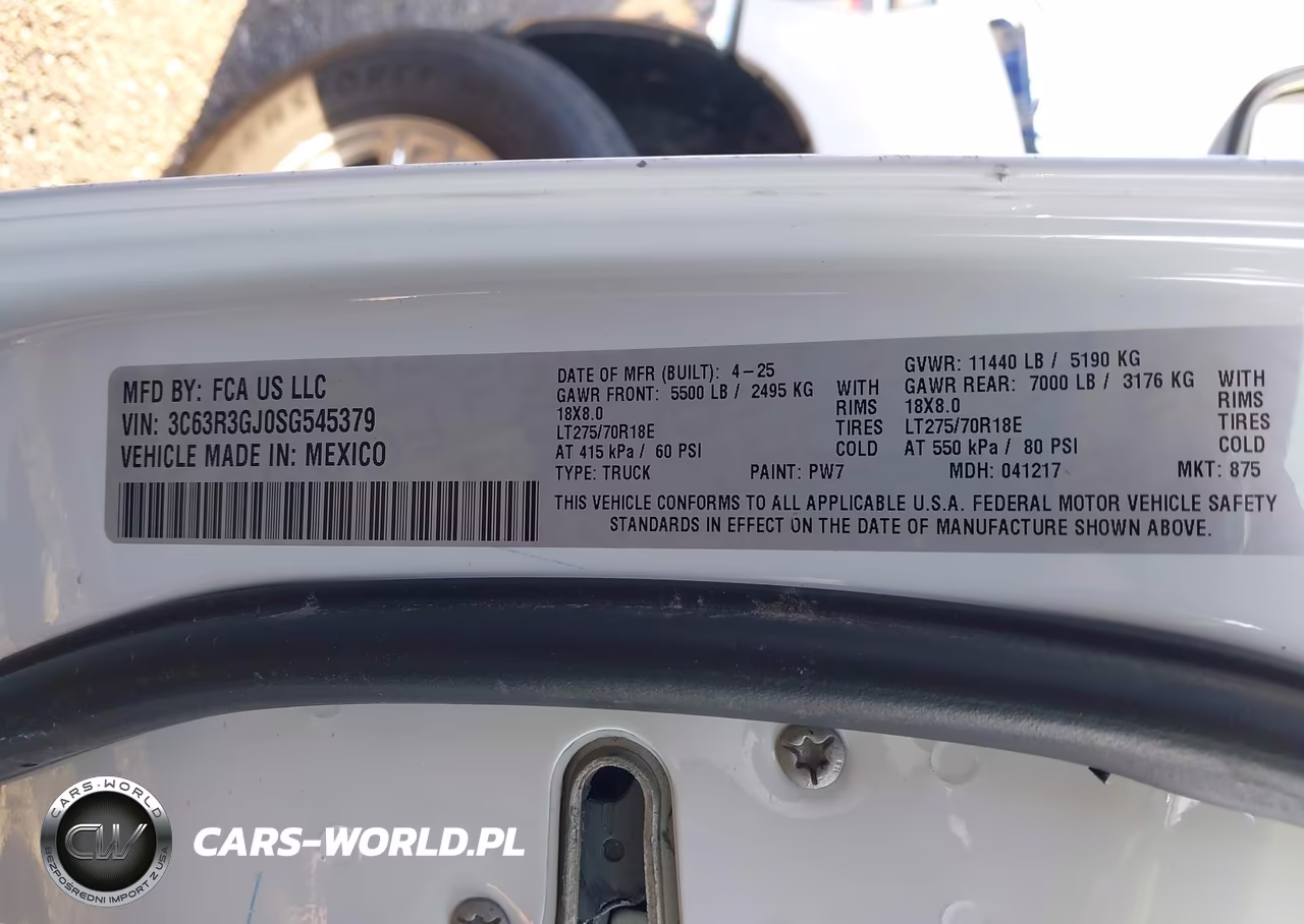 2025 Ram 3500 Tradesman 4X4 8' Box VIN:3C63R3GJ0SG545379 - 9
